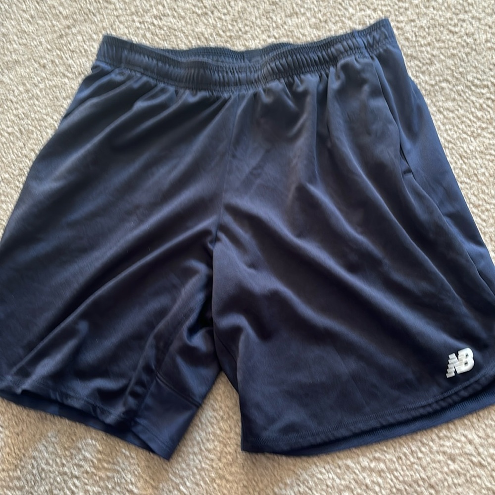 New Balance men’s running shorts large. Dark blue color